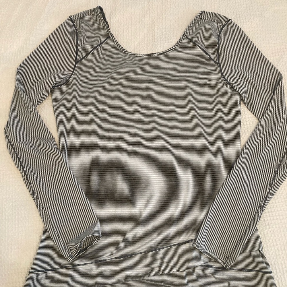 Zella Gray Fitted Long Sleeve Tunic